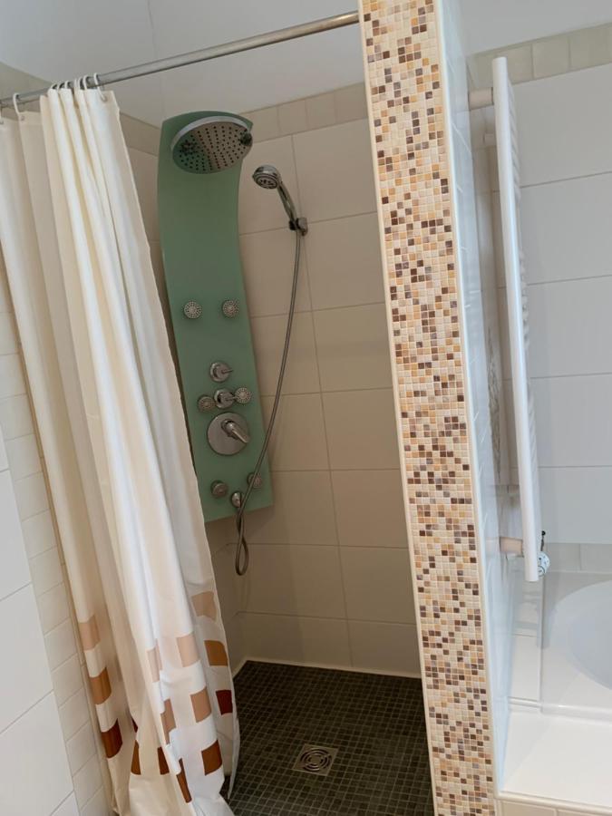 Nordsee Und City Fusslaeufig - Luxerioese Fewo Mit Grossem Balkon Wilhelmshaven Exterior photo